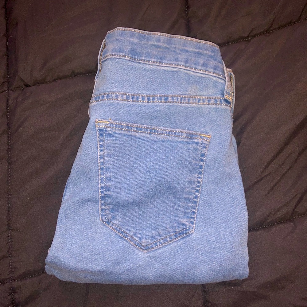 H&M light blue skinny jeans